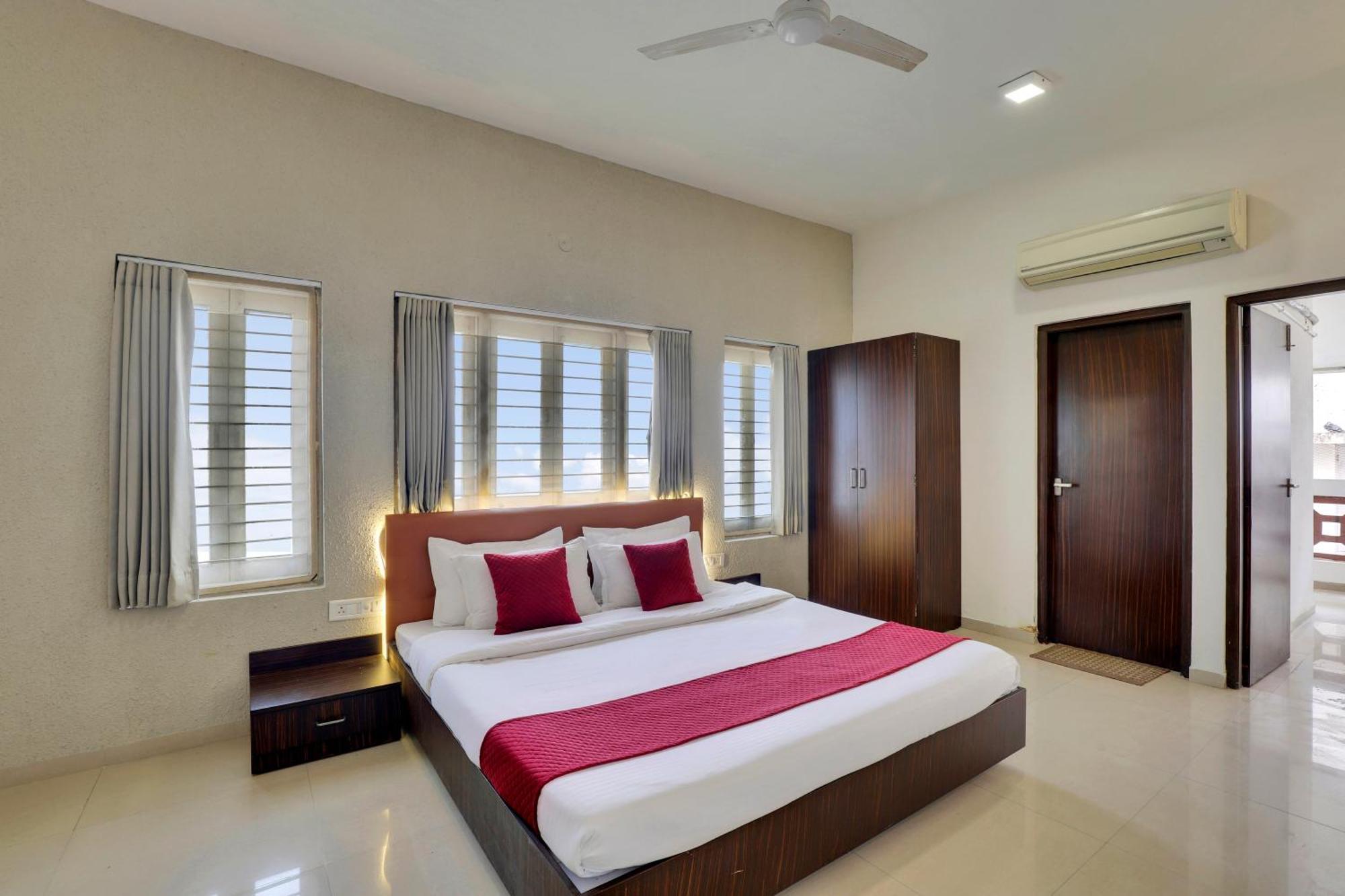 Goverdhan Greens Resort Dwarka L Hotels In Dwarka Ngoại thất bức ảnh