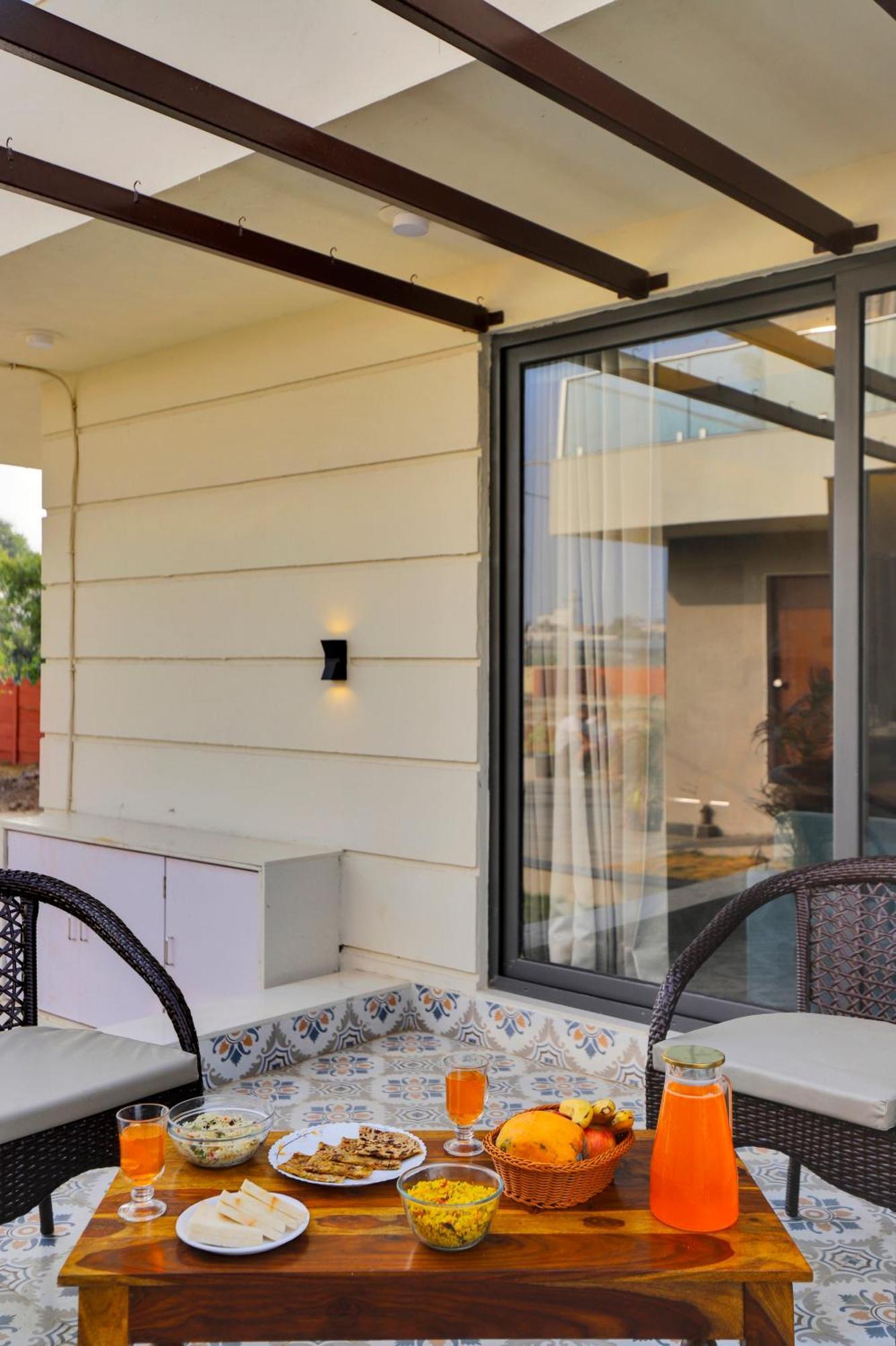 Goverdhan Greens Resort Dwarka L Hotels In Dwarka Ngoại thất bức ảnh