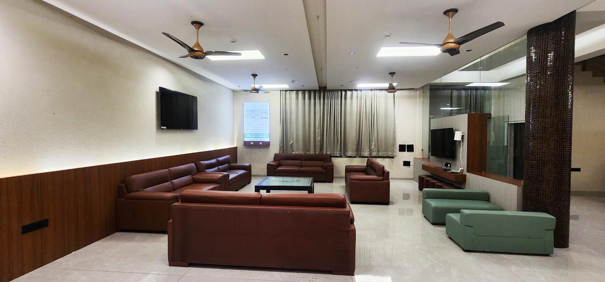 Goverdhan Greens Resort Dwarka L Hotels In Dwarka Ngoại thất bức ảnh