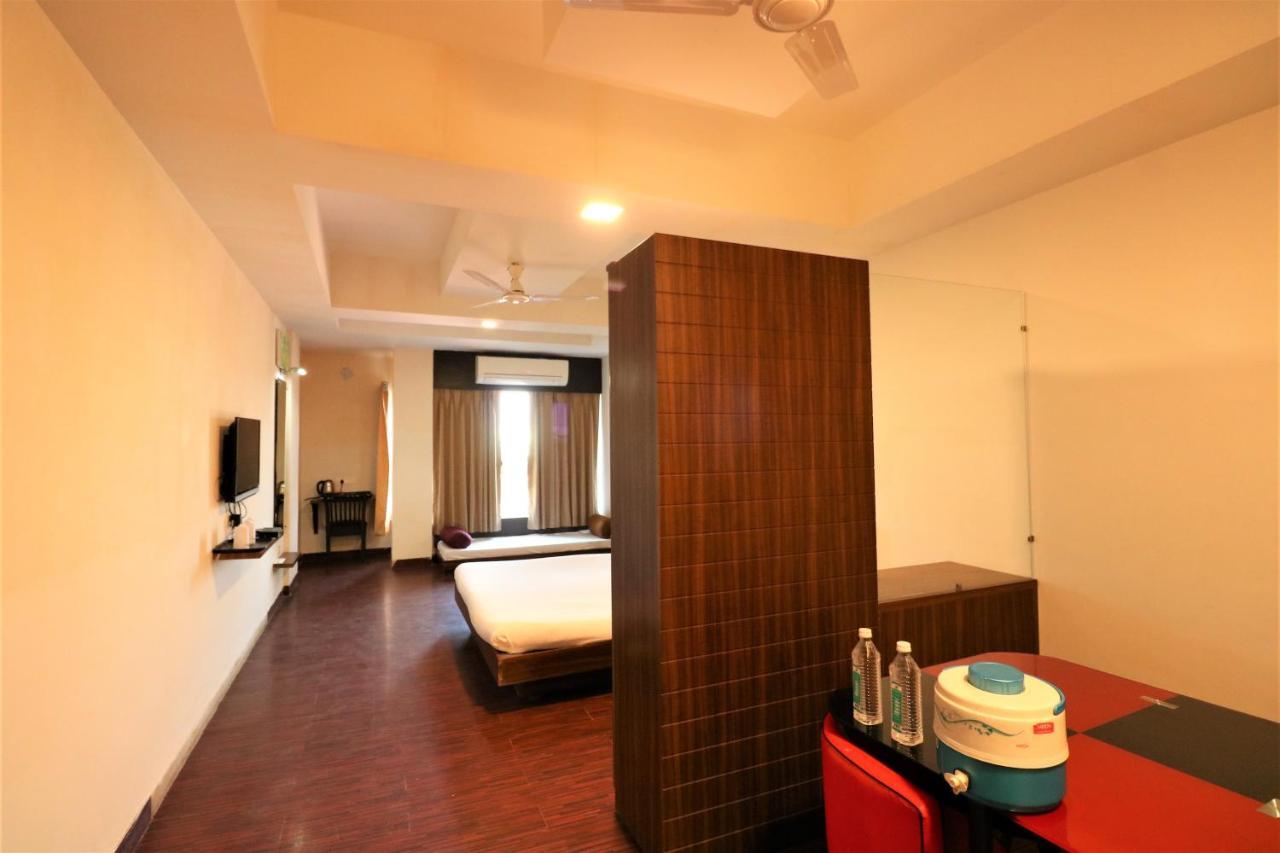 Goverdhan Greens Resort Dwarka L Hotels In Dwarka Ngoại thất bức ảnh