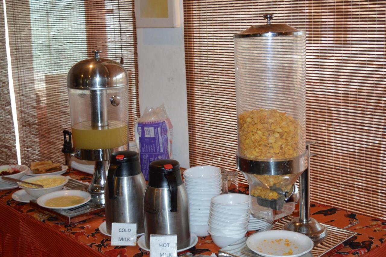 Goverdhan Greens Resort Dwarka L Hotels In Dwarka Ngoại thất bức ảnh